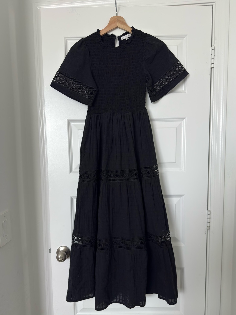 Baltic Born Black Lace Maxi Dress XS Loveland Geometric Short Sleeve Smocked